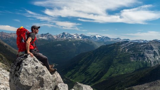 Bon plan pour une nuit en camping des Hautes Alpes : guide ultime pour réussir vos vacances